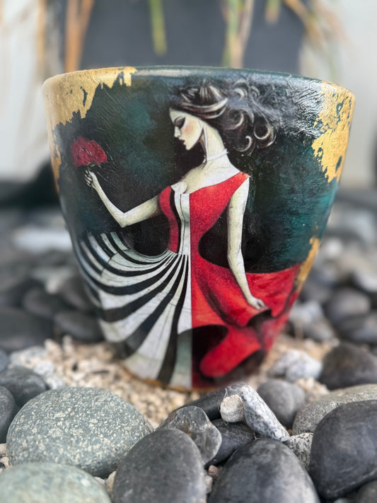Unique and elegant plant pots